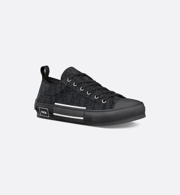 B23 League Low-Top Sneaker