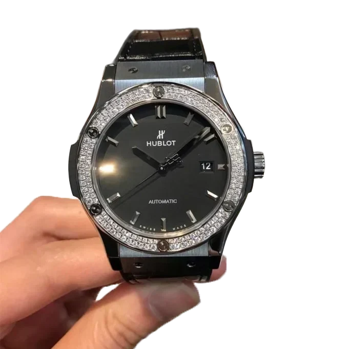 Classic Fusion Titanium Diamonds 42mm 542.NX.1171.LR.1104
