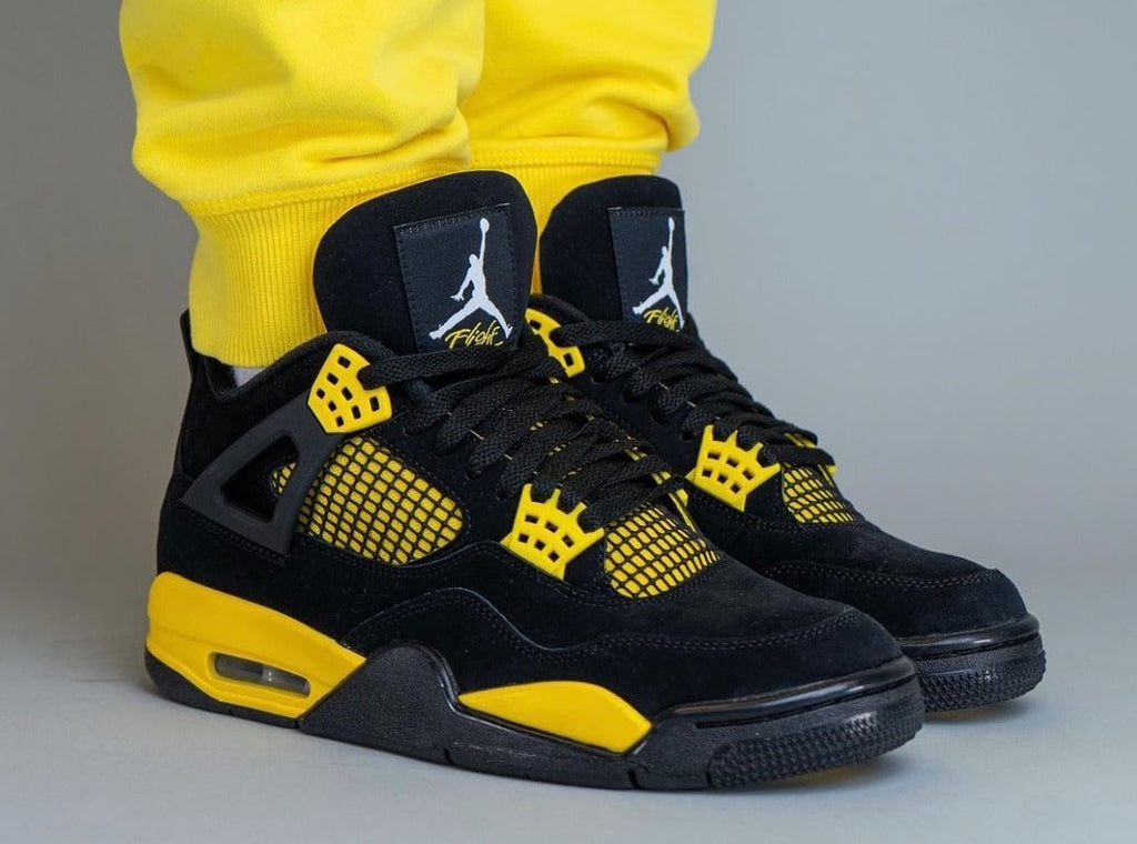 Nike Air Jordan 4 Retro ‘Thunder’ 2023