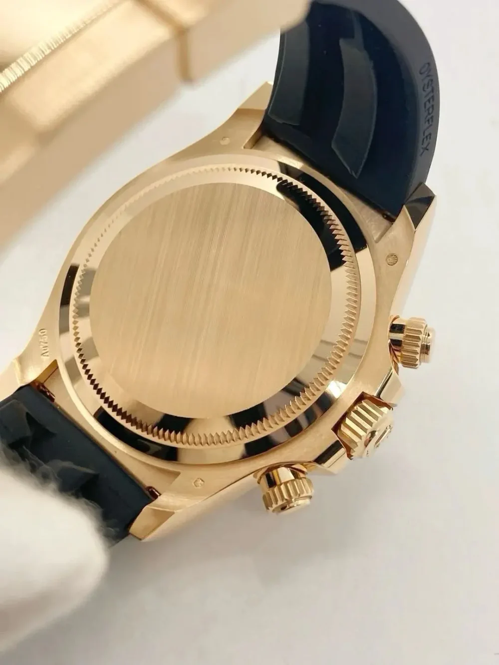 Cosmograph Daytona Yellow Gold Champagne Dial with Oysterflex Bracelet