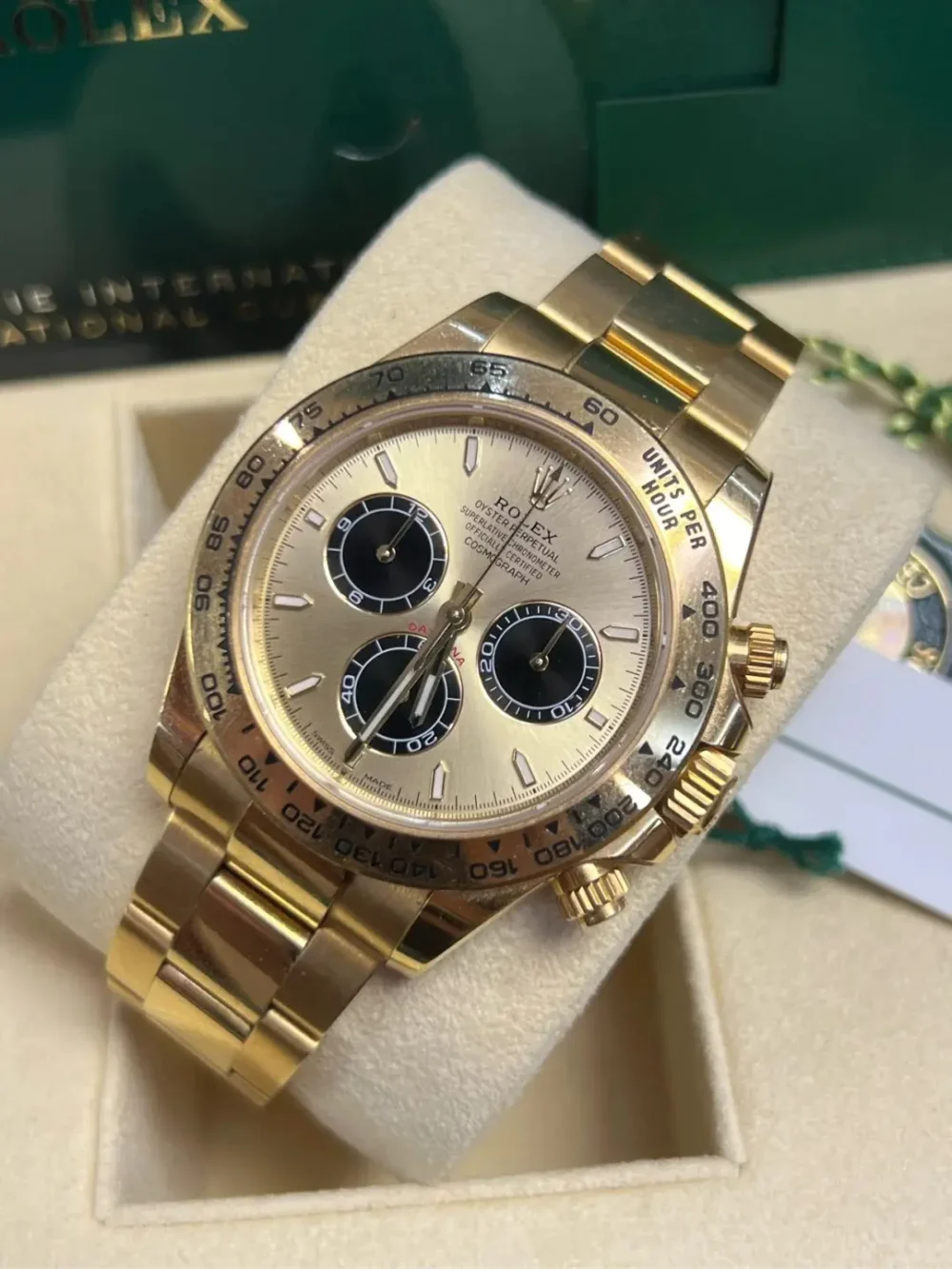 Cosmograph Daytona Yellow Gold Champagne Dial
