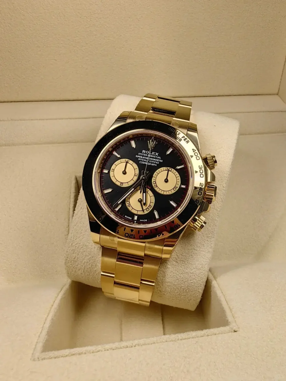 Cosmograph Daytona Yellow Gold Paul Newman Dial