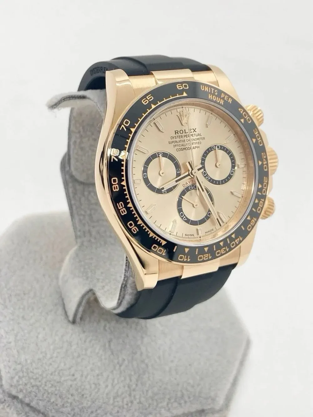 Cosmograph Daytona Yellow Gold Champagne Dial with Oysterflex Bracelet