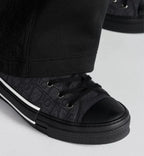 B23 League Low-Top Sneaker