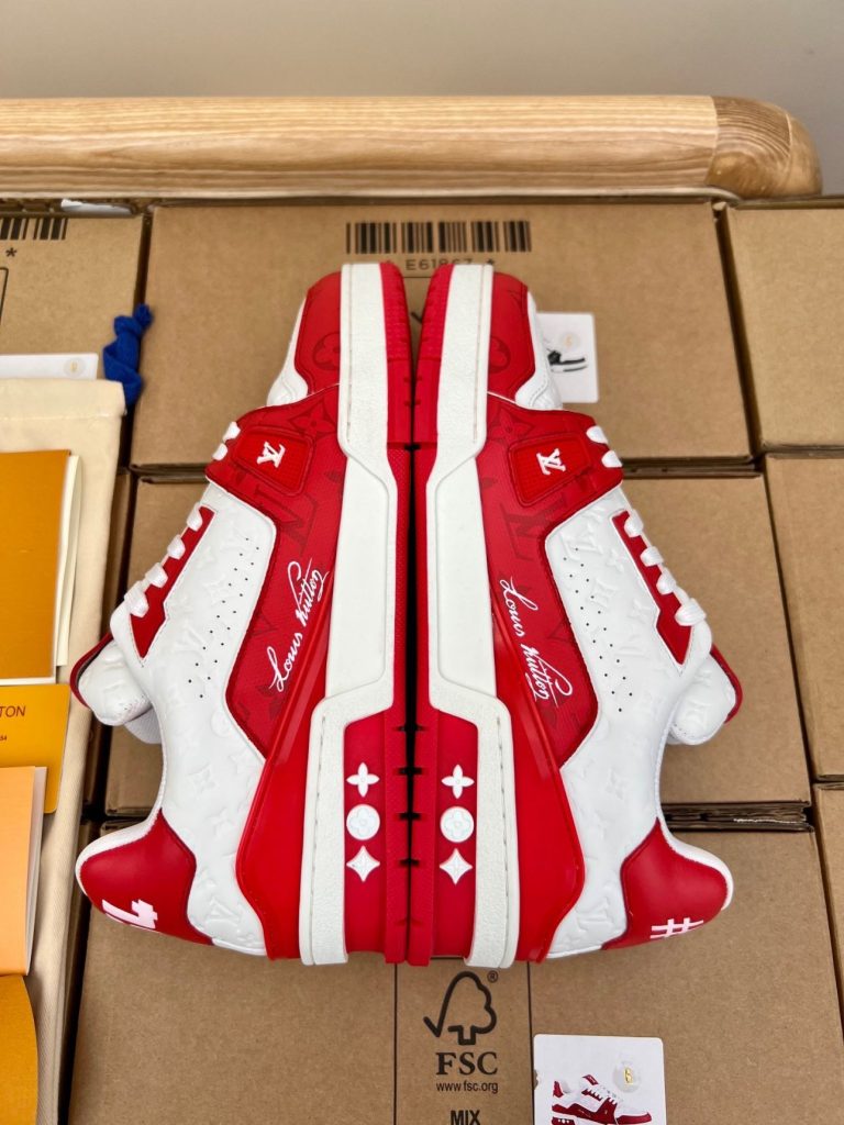 LV Trainer ’54’ Red White