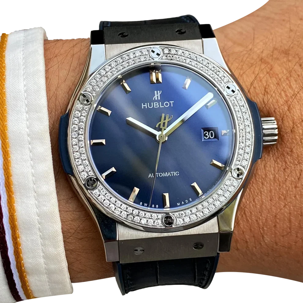 Classic Fusion Blue Titanium 42mm Diamond Benzel 542.NX.7170.LR.1104
