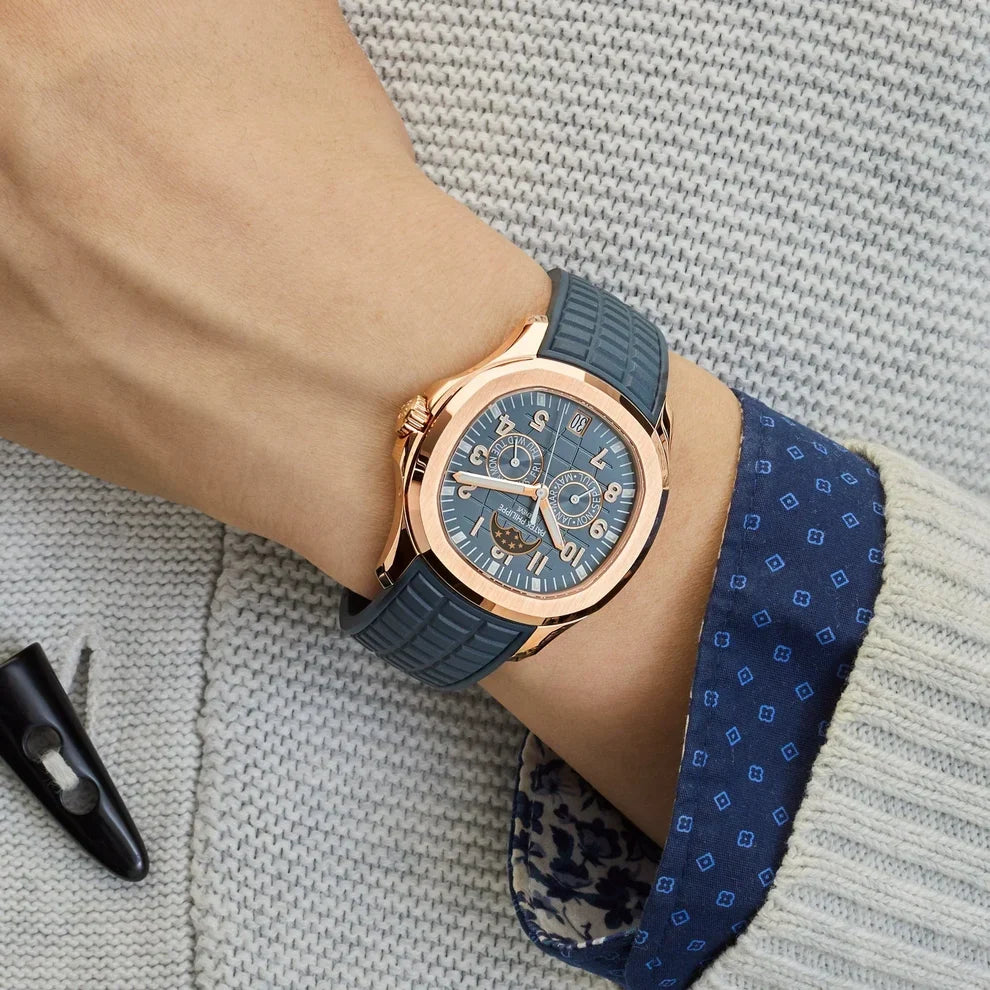 Aquanaut Luce 40mm 5261R-001 Annual Calendar Moon Phases Rose Gold Blue-Gray Dial